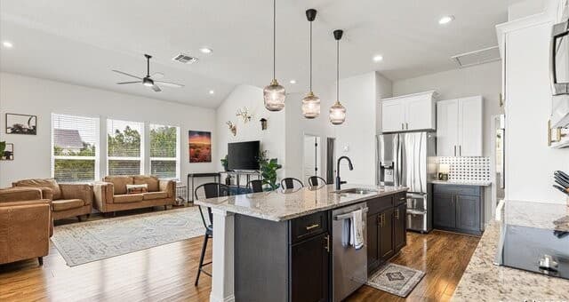 3225 Hawthorne, Spring Branch, TX 78070 — photo 5