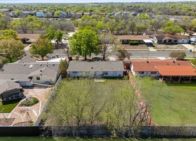 5839  Sandy Valley St, San Antonio, TX 78242 — photo 6