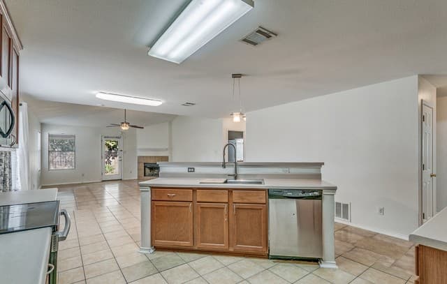 7403  Obbligato, San Antonio, TX 78266 — photo 17