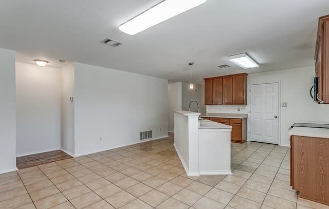 7403  Obbligato, San Antonio, TX 78266 — photo 18