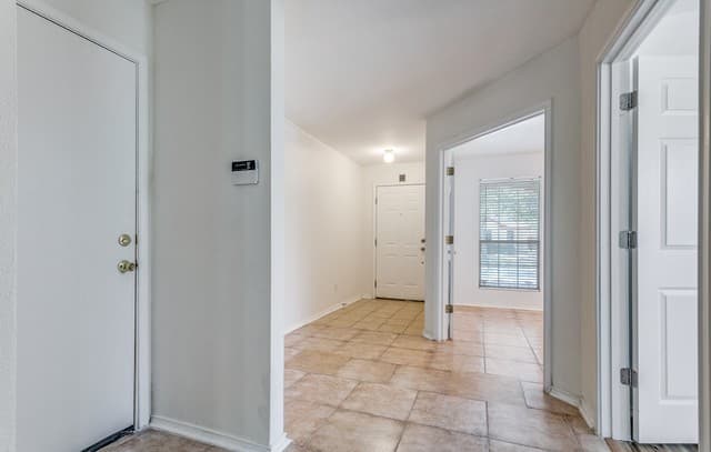 7403  Obbligato, San Antonio, TX 78266 — photo 3