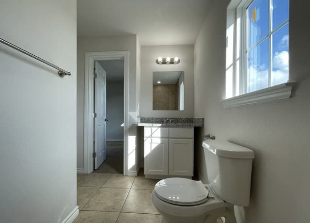 7311  Colina Way, Converse, TX 78109 — photo 10