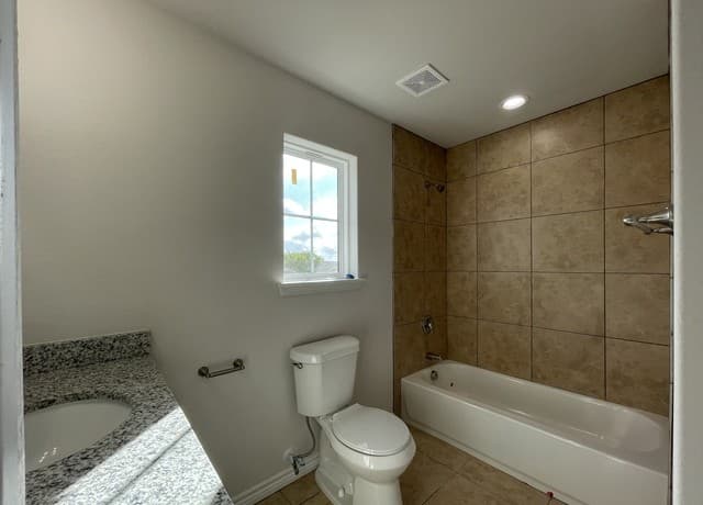 7311  Colina Way, Converse, TX 78109 — photo 9