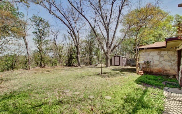 121  Young, Universal City, TX 78148 — photo 24
