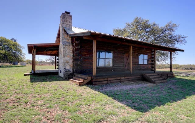 2803  Zenner Ahrens, Fredericksburg, TX 78624 — photo 8