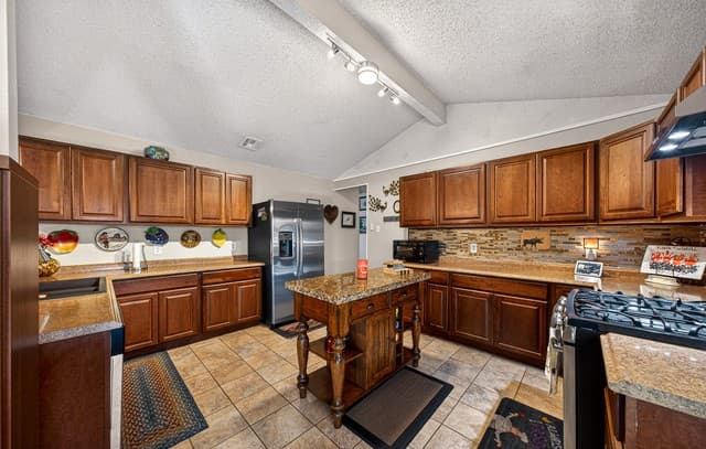 8722  Thatch, San Antonio, TX 78240 — photo 8