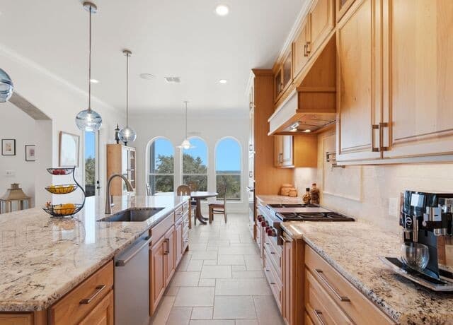2144  Senora Ridge, Canyon Lake, TX 78133 — photo 11