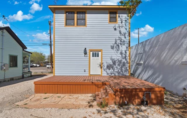608  Labor, San Antonio, TX 78210 — photo 15
