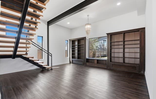 608  Labor, San Antonio, TX 78210 — photo 20