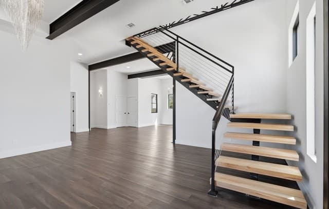 608  Labor, San Antonio, TX 78210 — photo 25
