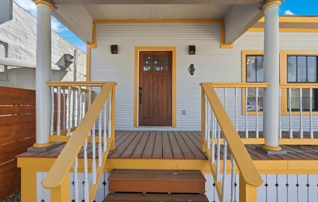 608  Labor, San Antonio, TX 78210 — photo 3