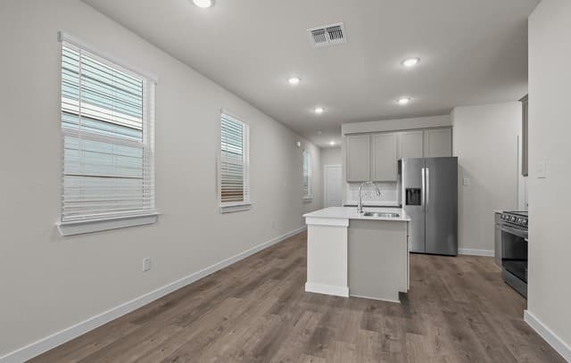 9027  Summerwood Bend, San Antonio, TX 78254 — photo 9