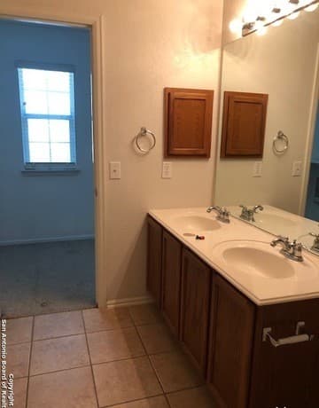 2608  Grayson Way, San Antonio, TX 78232 — photo 8