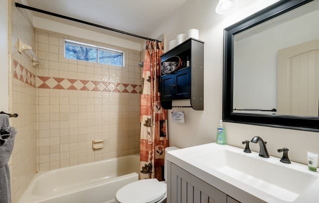 1512  Skyline, Canyon Lake, TX 78133 — photo 14