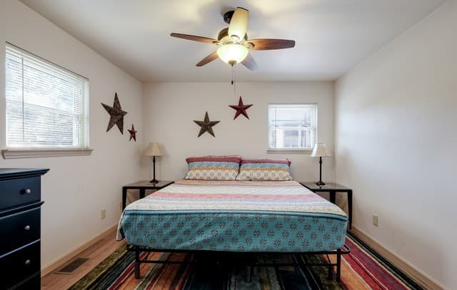 1512  Skyline, Canyon Lake, TX 78133 — photo 17