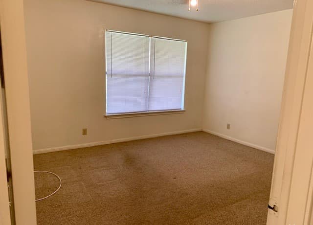 6307  Bostonian Unit 2, San Antonio, TX 78218 — photo 7