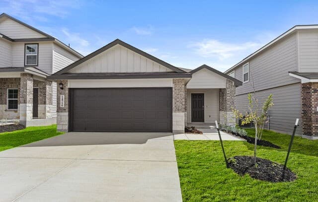 14716 Childress Falls