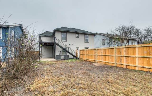920  McIlvaine, San Antonio, TX 78201 — photo 20