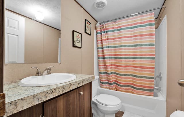 22915  Savannah Hts, Von Ormy, TX 78073 — photo 11