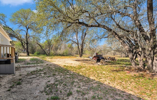 22915  Savannah Hts, Von Ormy, TX 78073 — photo 15