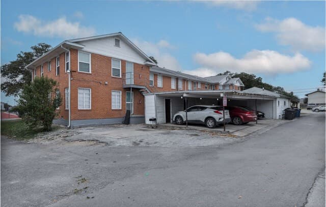 553  Club, San Antonio, TX 78201 — photo 4