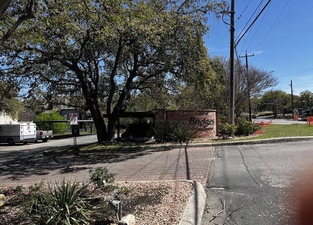 11610 Vance Jackson Unit 864