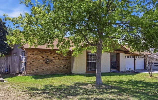 4318  Vespero, San Antonio, TX 78233 — photo 2