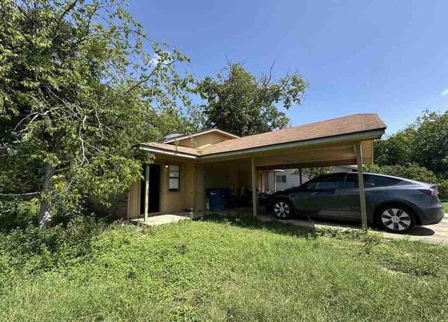 1525  Lorelei, New Braunfels, TX 78130 — photo 21