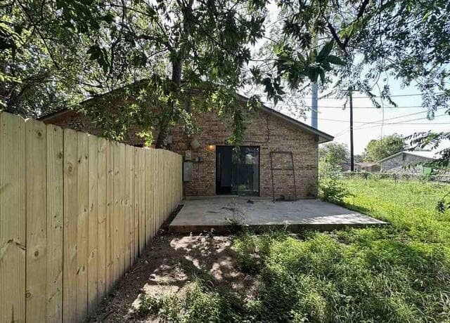 1525  Lorelei, New Braunfels, TX 78130 — photo 24