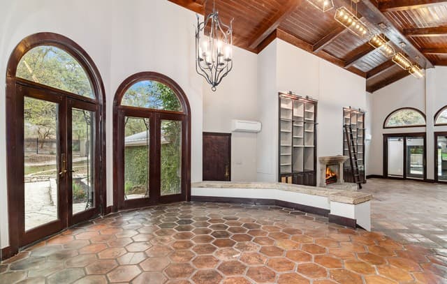 6  Lazy Lane, San Antonio, TX 78209 — photo 8