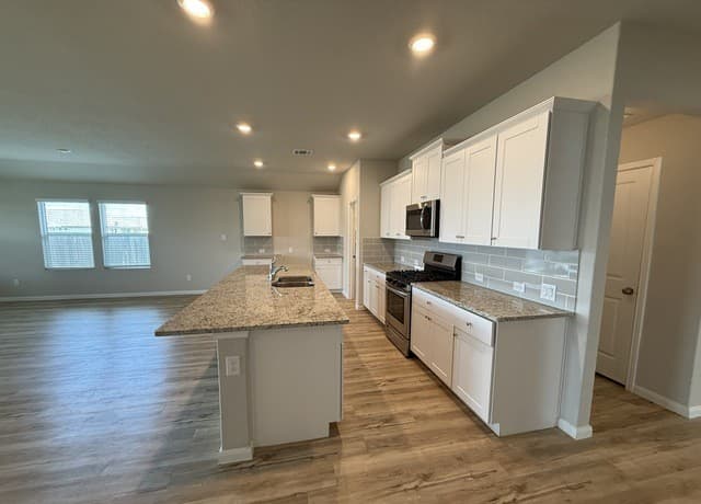 554  Blue Stem Rd, New Braunfels, TX 78130 — photo 3