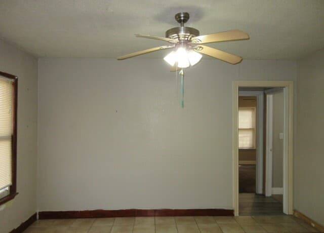 1210  McCauley, San Antonio, TX 78224 — photo 18
