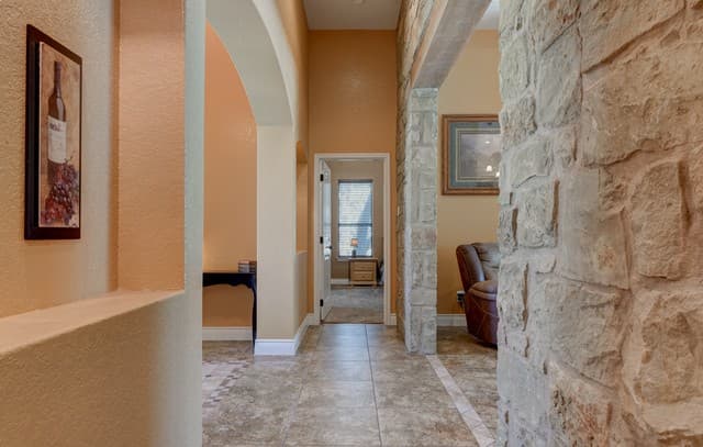 204  Fawn Ln, Floresville, TX 78114 — photo 13