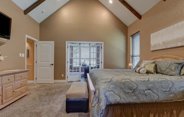 204  Fawn Ln, Floresville, TX 78114 — photo 14
