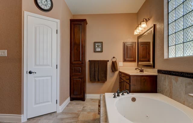 204  Fawn Ln, Floresville, TX 78114 — photo 16