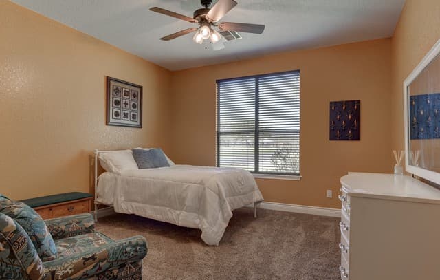 204  Fawn Ln, Floresville, TX 78114 — photo 19
