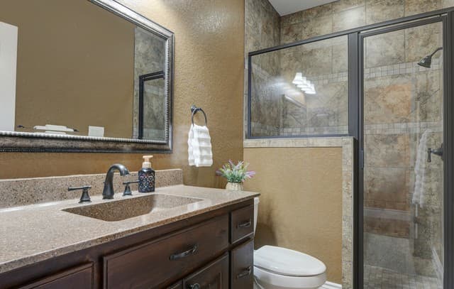 204  Fawn Ln, Floresville, TX 78114 — photo 21