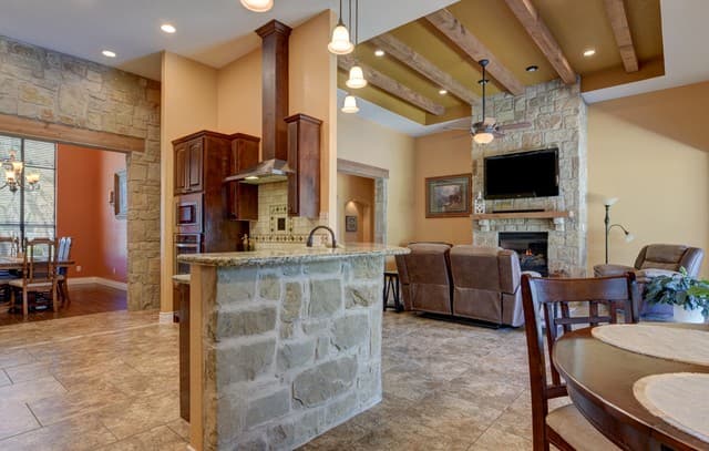 204  Fawn Ln, Floresville, TX 78114 — photo 9