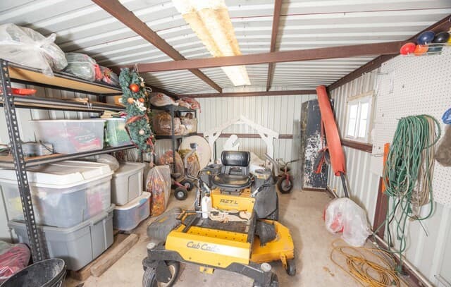 15980  County Road 582, LaCoste, TX 78039 — photo 17