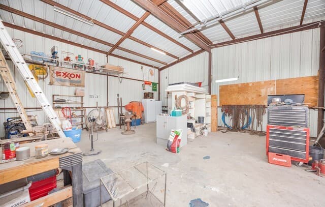 15980  County Road 582, LaCoste, TX 78039 — photo 20