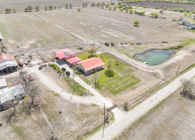 15980  County Road 582, LaCoste, TX 78039 — photo 24