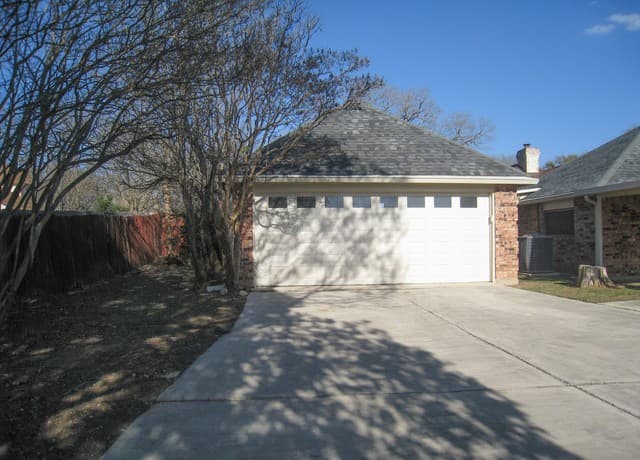 3433  Foxbriar, Schertz, TX 78154 — photo 12