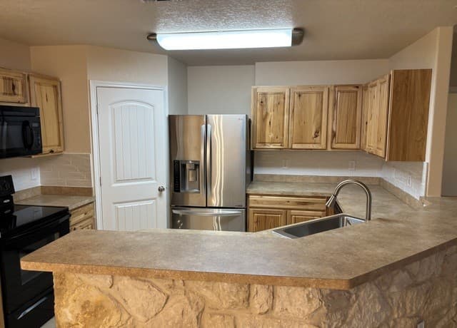 324 Weatherby, Spring Branch, TX 78070 — photo 10