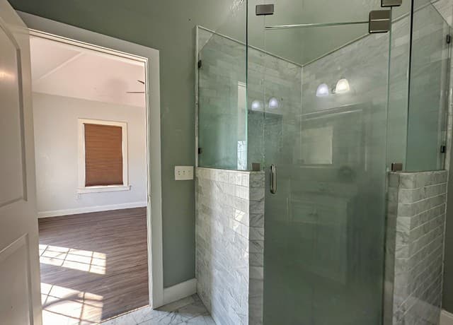 114  Yale, San Antonio, TX 78201 — photo 12