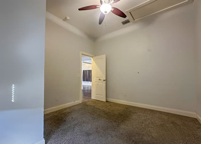 114  Yale, San Antonio, TX 78201 — photo 14
