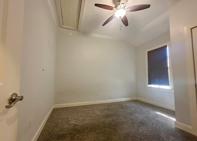 114  Yale, San Antonio, TX 78201 — photo 16