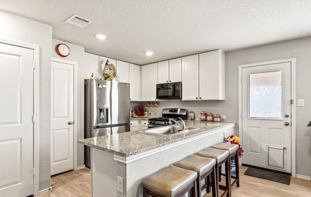 6331 Arredondo, San Antonio, TX 78220 — photo 9