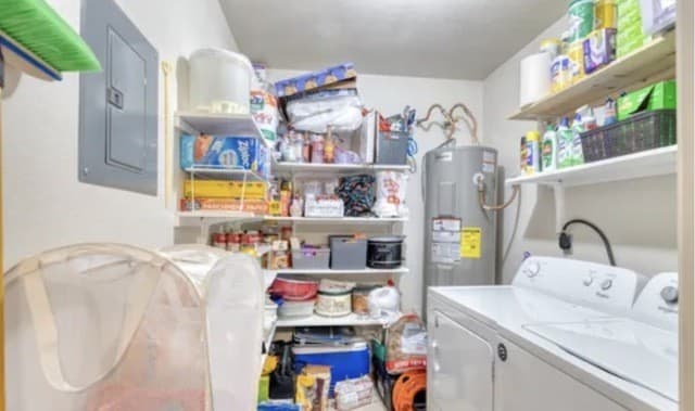622 S Oak, Pearsall, TX 78061 — photo 18