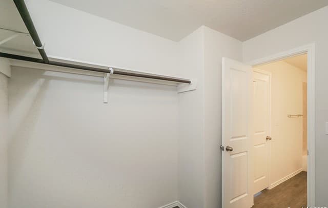 3811  Somers Crest, San Antonio, TX 78211 — photo 11