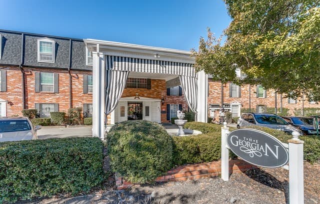 8401 N New Braunfels Unit 207A